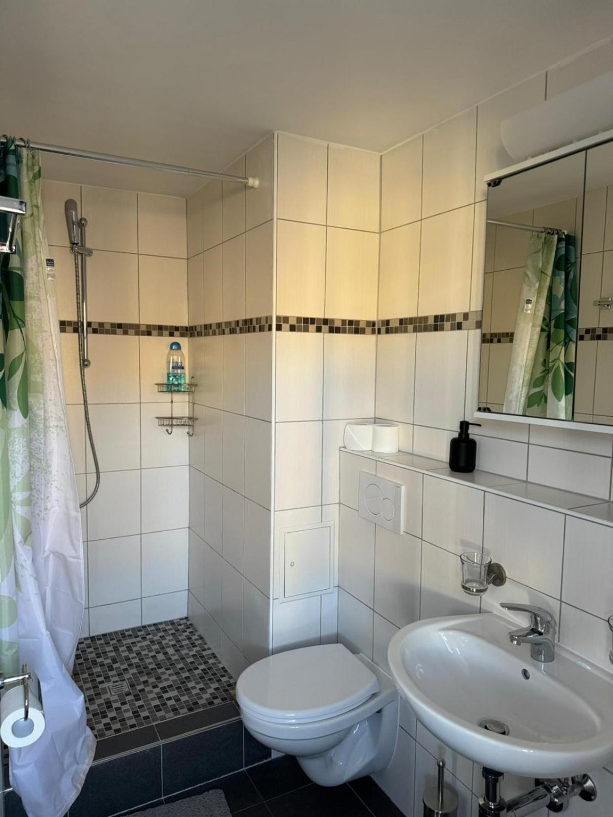 Haus Zum Ruetli Apartamento Chur Quarto foto