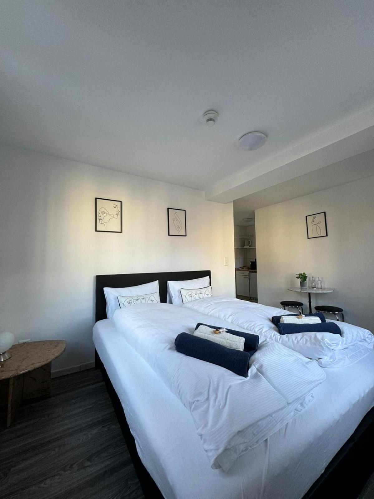 Haus Zum Ruetli Apartamento Chur Quarto foto